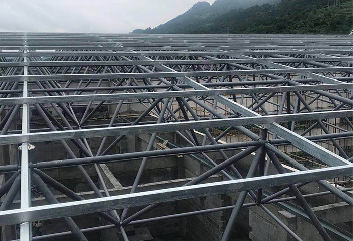 兖州仁怀冠英学校艺体楼网架